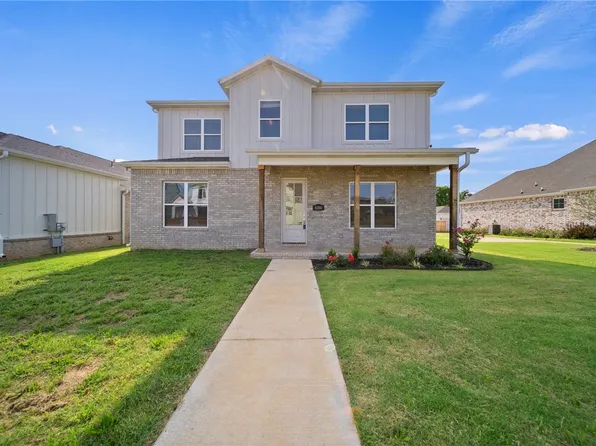 6300 SW Prism Path St, Bentonville, AR 72713