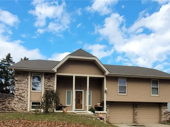 16300 E Cogan Dr, Independence, MO 64055