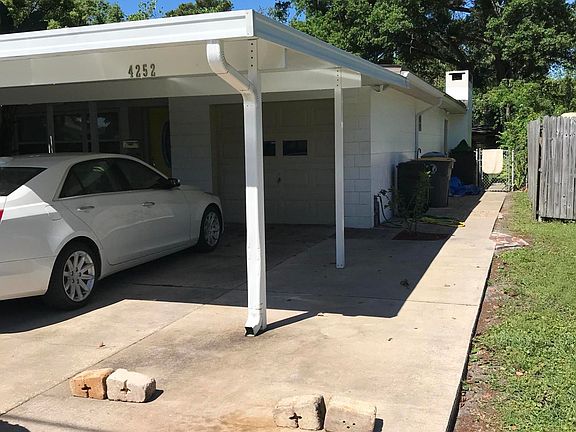 2nd image of 4252 Camellia Cir W