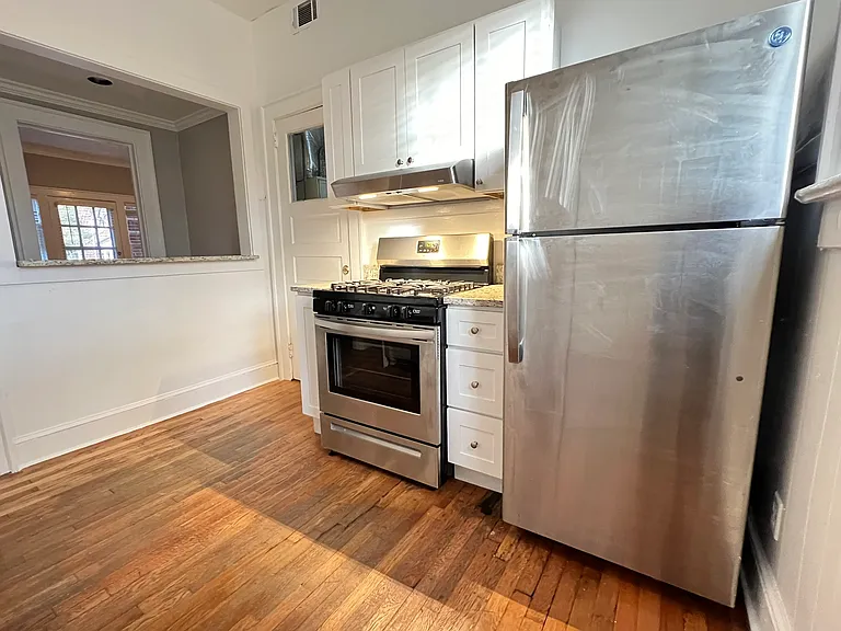 1219 Virginia Ave #7 — Photo 4