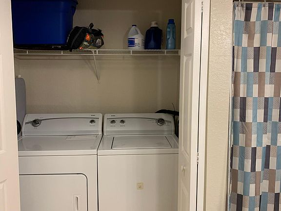 3rd image of 204 E South St Unit 1059