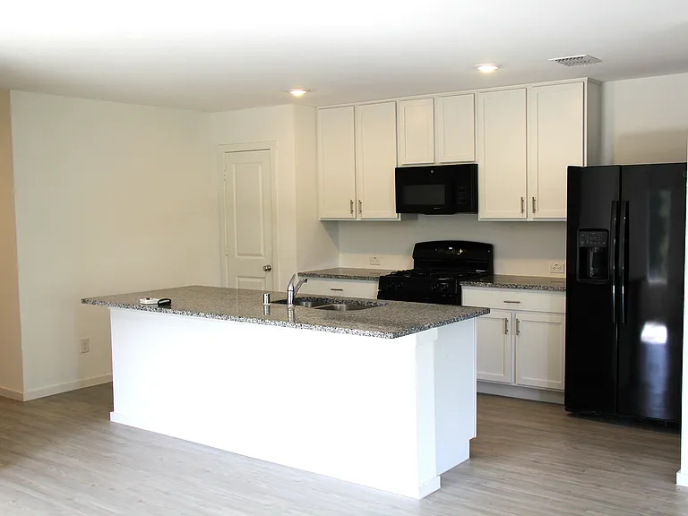 11033 Triple Crown Ct — Photo 2
