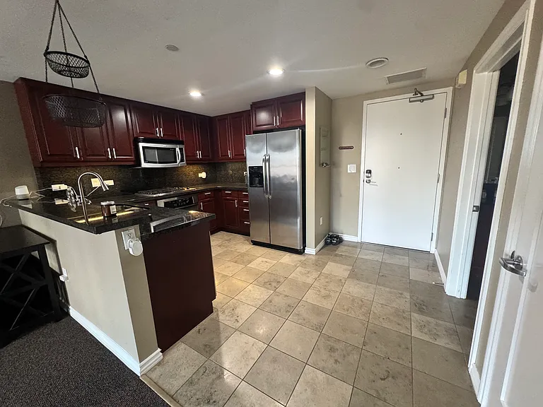 875 G St #603 — Photo 17