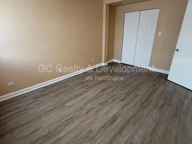 2621 W Fitch Ave #3D — Photo 6