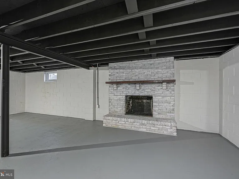 123 Thies Rd — Photo 28