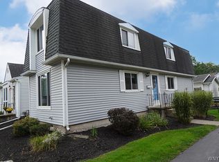 21 The Cmn, Lockport, NY 14094
