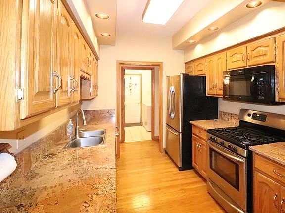 5th image of 4 Lake Katherine Dr #4