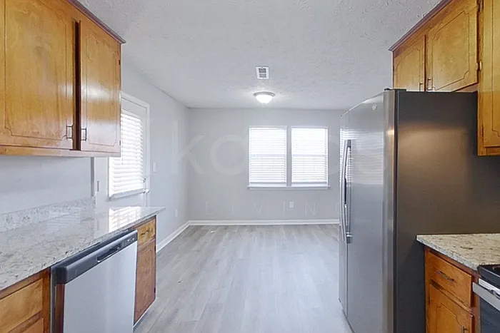 250 Deer Pkwy — Photo 6