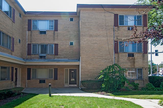 1st image of 9201 Skokie Blvd APT 301