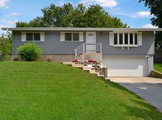 1314 Eastwood Ln, McHenry, IL 60051