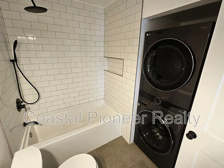 1003 Willow Pond Dr — Photo 15