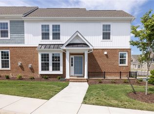 1012 Robinson Rd #B, Suffolk, VA 23434