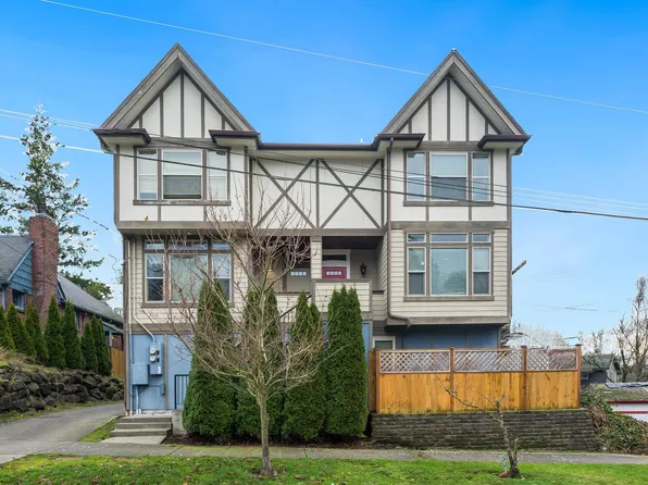 8230 17th Ave NE #A, Seattle, WA 98115