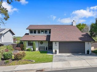 1298 River Bluff Dr, Oakdale, CA 95361