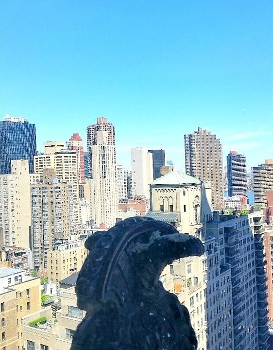 2nd image of 4 Park Ave APT 22E