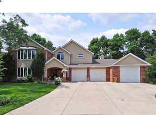 1333 Parkwood Cir, Fort Collins, CO 80525