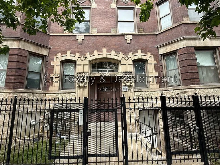 2550 W Washington Blvd #3W — Photo 1