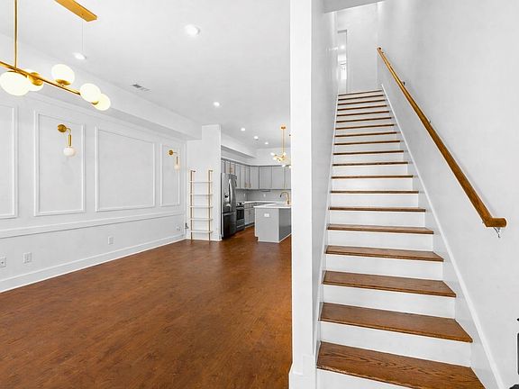 5th image of 500 Creative Way #3