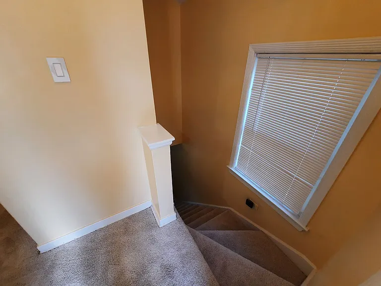 1720 Leland Ave — Photo 27
