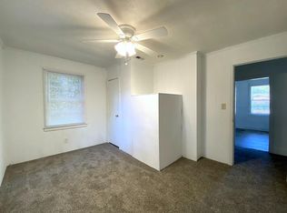 2581 Pine Springs Dr, Fayetteville, NC 28306