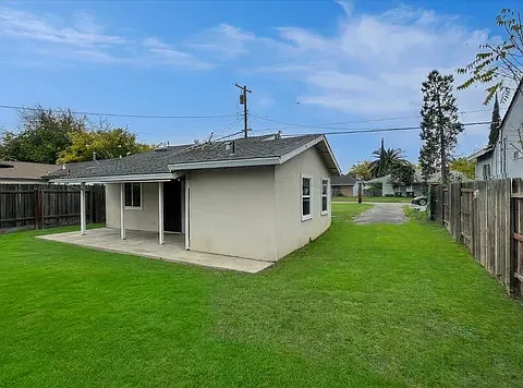 2749 Ellen St #1200 photo 1