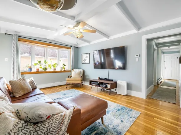 66 Hooper St Unit 1, Chelsea, MA 02150
