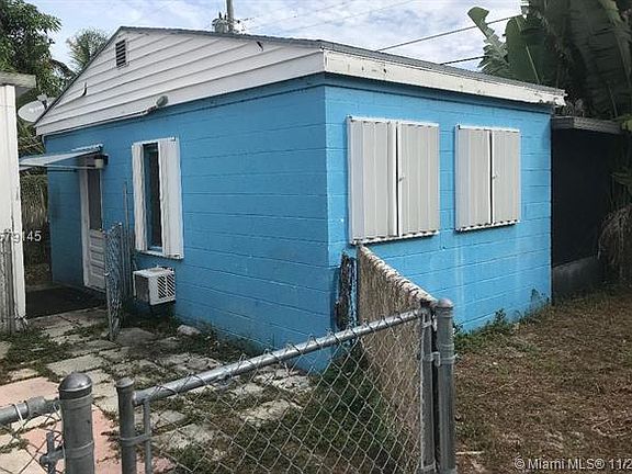4th image of 7880 Loomis St