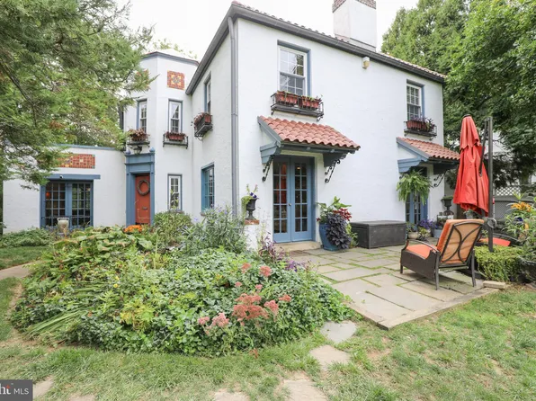 366 Upland Way, Drexel Hill, PA 19026