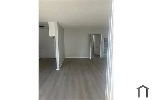 1509 S Van Ness Ave Photo 1
