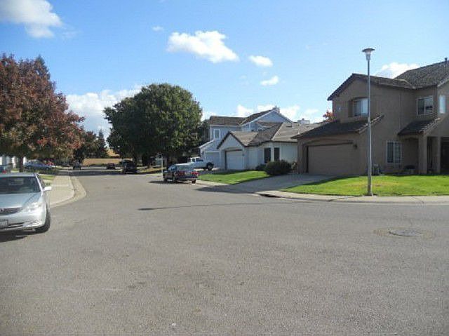 2nd image of 9248 Faraway Pl