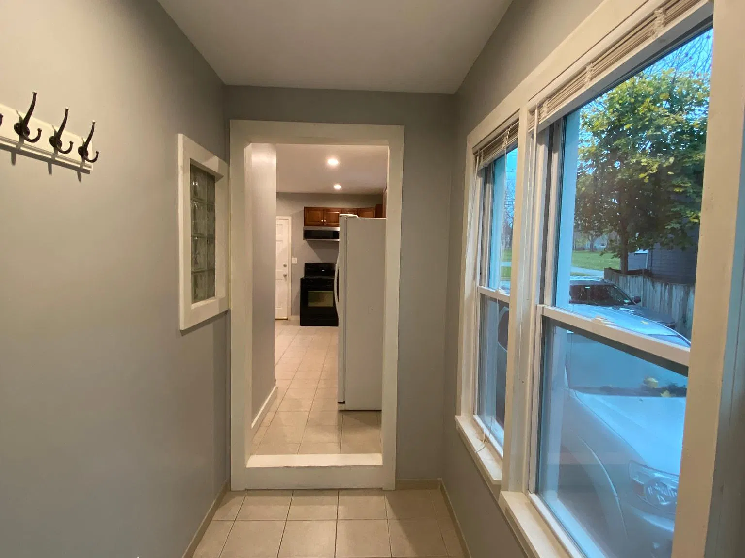 112 Evans St — Photo 4