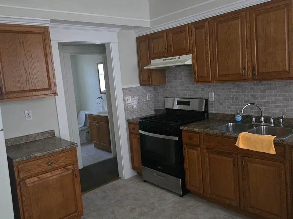 515 Whalley Ave #1