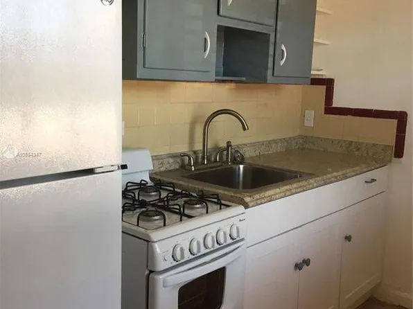 773 86th St, Miami Beach, FL 33141