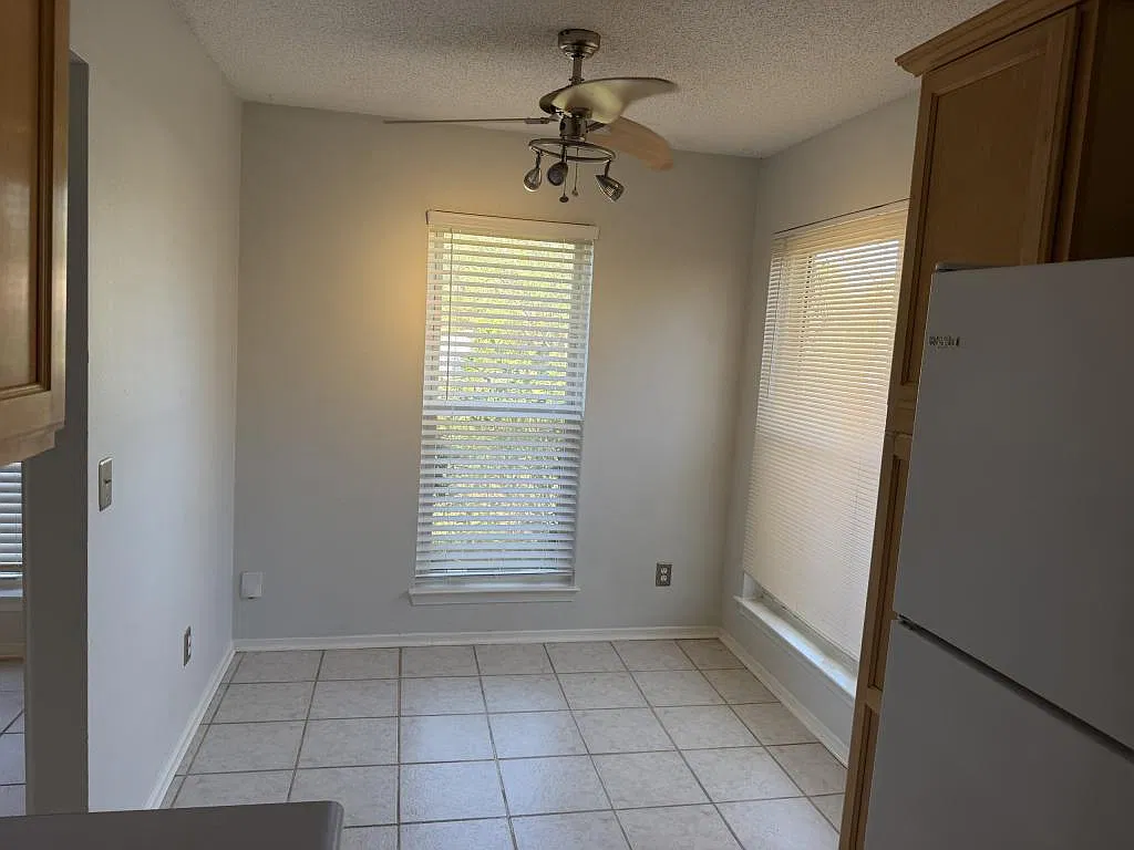 2719 Sanibel Pl — Photo 4