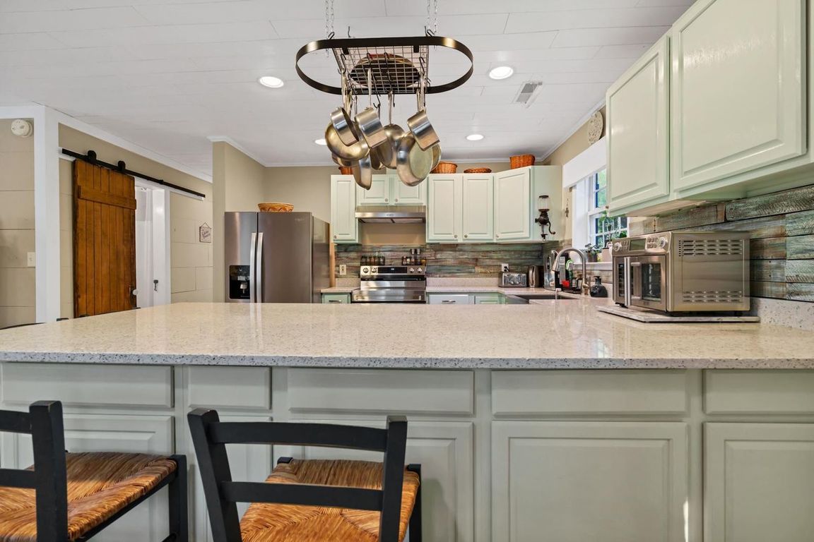 next background image