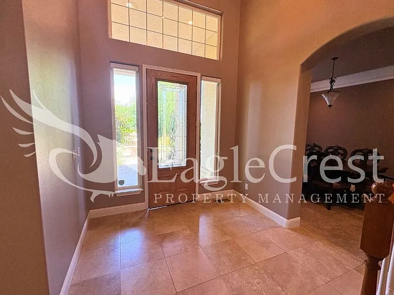 44 Vinehill Dr — Photo 22