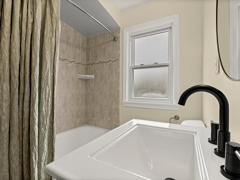 3230 Harding St — Photo 24