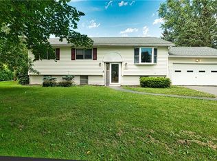 8653 Maple Lane Dr, Lee Center, NY 13363