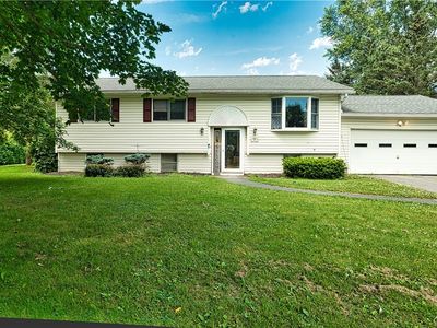 8653 Maple Lane Dr, Lee Center, NY, 13363