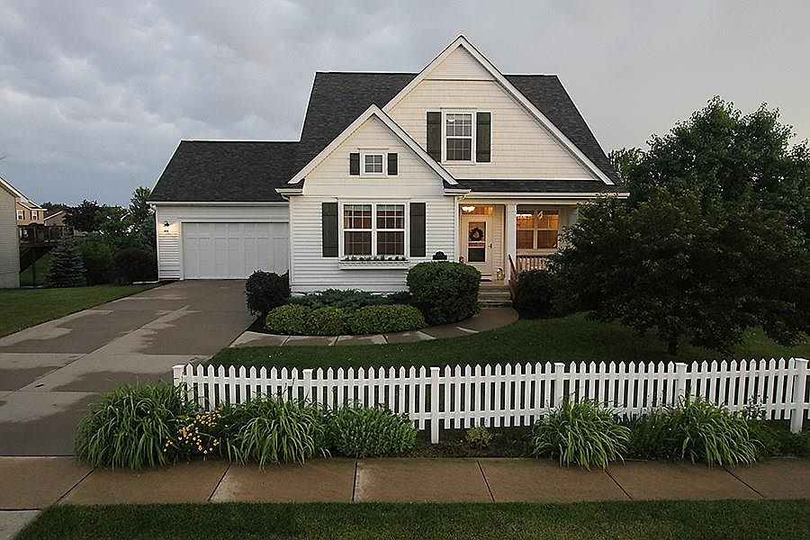 1st image of 125 Locust Dr