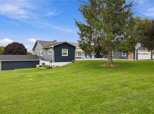 56 White Springs Ln, Geneva, NY 14456