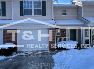 1563 Brookfield Cir, Franklin, IN 46131