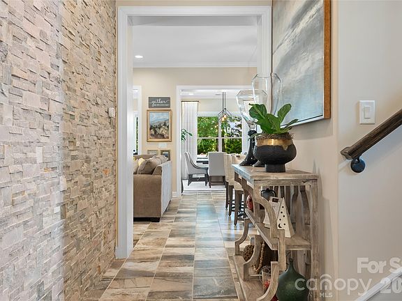 5th image of 7142 Hanging Rock Ct
