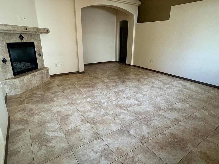 4337 Tewa Ct — Photo 7