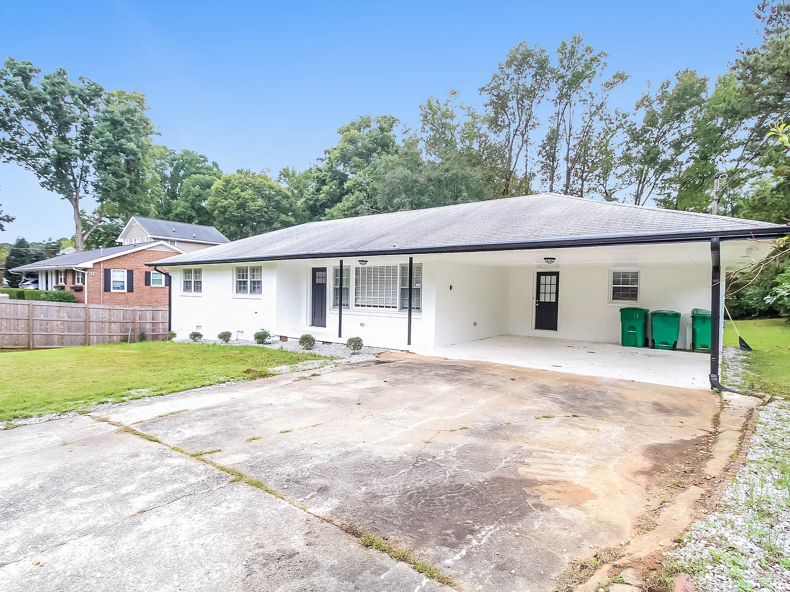 4 bed, 1858 sqft, $2,315 — Photo 4