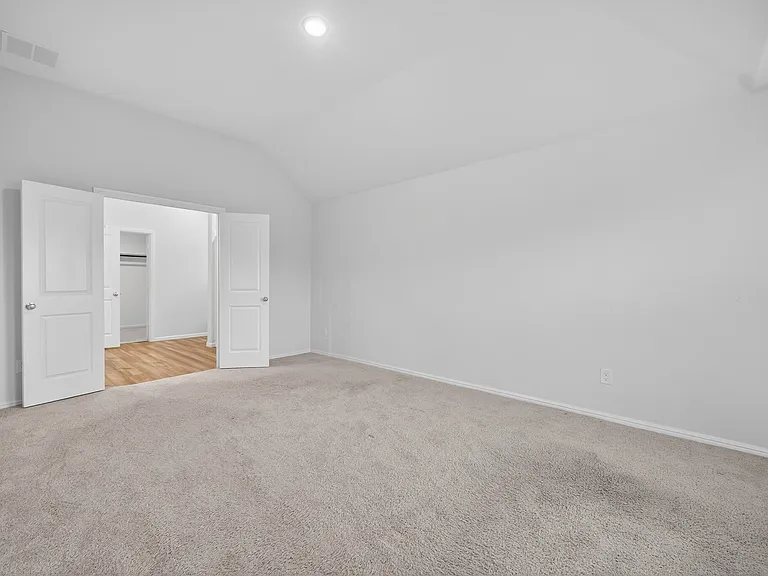 2704 Rambling Rd — Photo 29