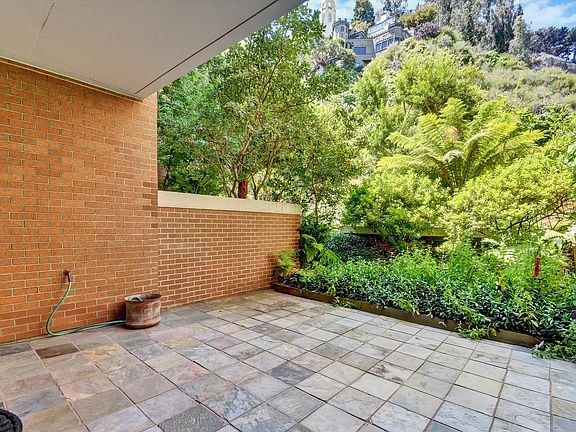 4th image of 101 Lombard St APT 111W