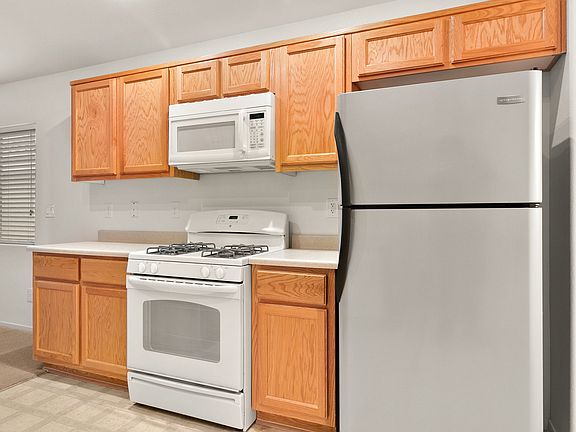 2nd image of 6000 Sierra Medina Ave