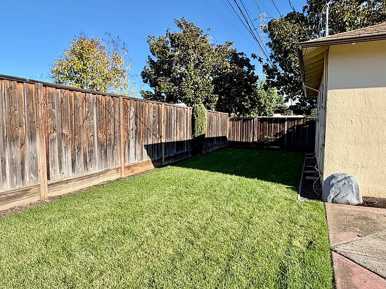 1001 Cambridge Ave — Photo 13