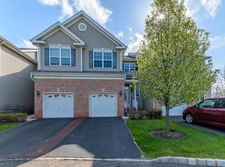 28 Wlodarczyk Pl, Parlin, NJ 08859